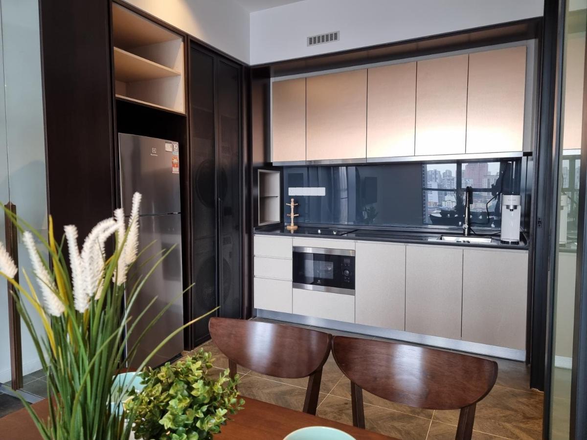 Scarletz Suites Klcc By De Harlequins Guesthouse Kuala Lumpur Luaran gambar