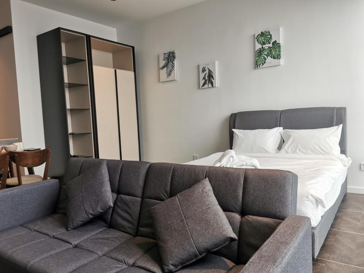Scarletz Suites Klcc By De Harlequins Guesthouse Kuala Lumpur Luaran gambar
