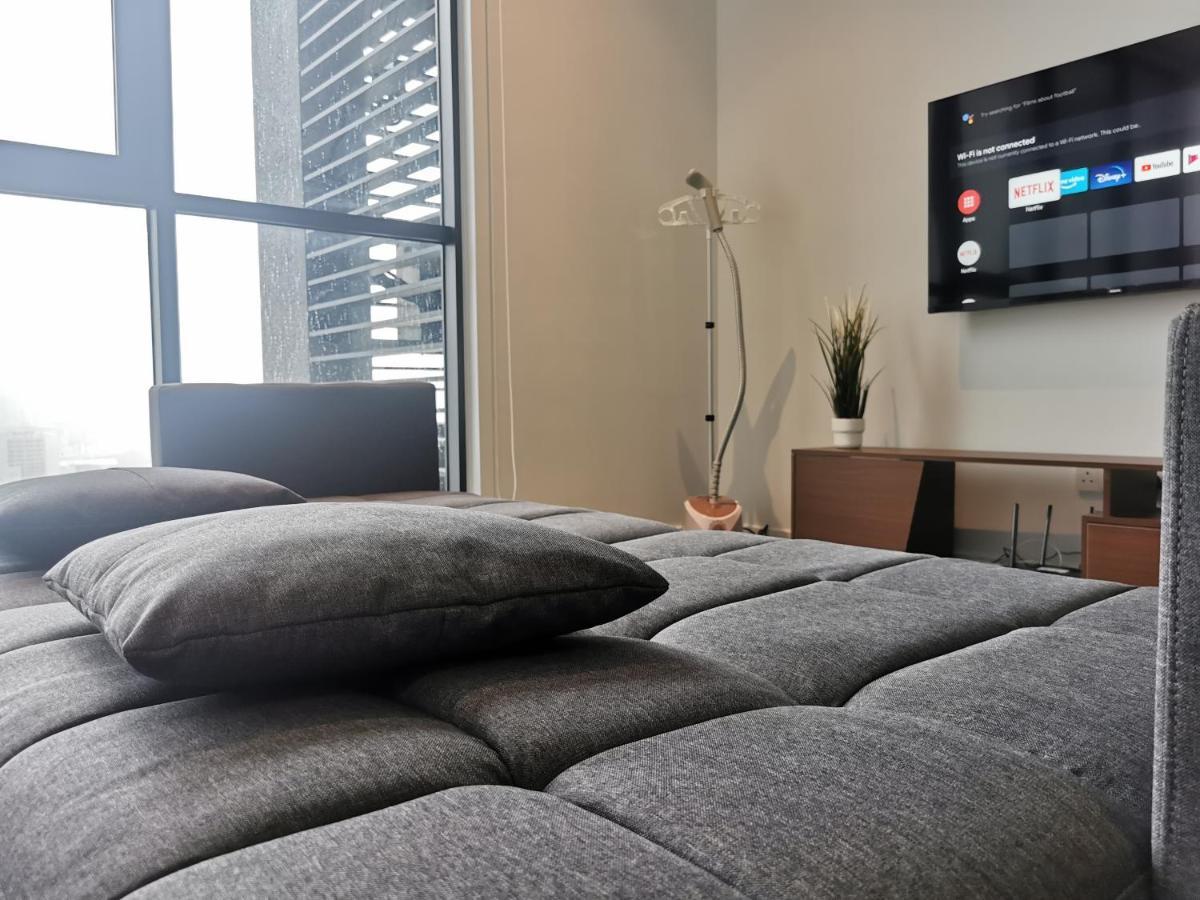 Scarletz Suites Klcc By De Harlequins Guesthouse Kuala Lumpur Luaran gambar