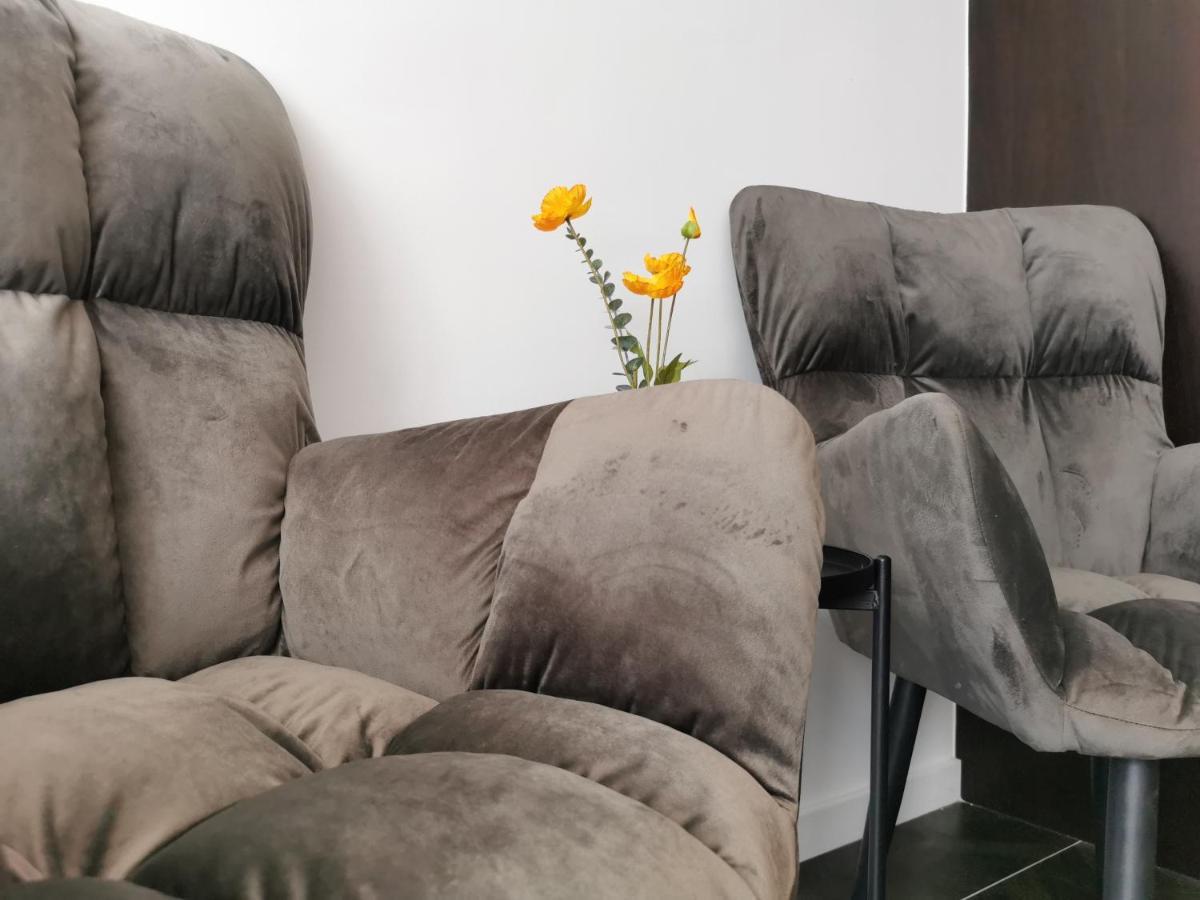 Scarletz Suites Klcc By De Harlequins Guesthouse Kuala Lumpur Luaran gambar
