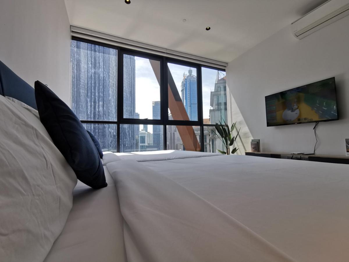 Scarletz Suites Klcc By De Harlequins Guesthouse Kuala Lumpur Luaran gambar