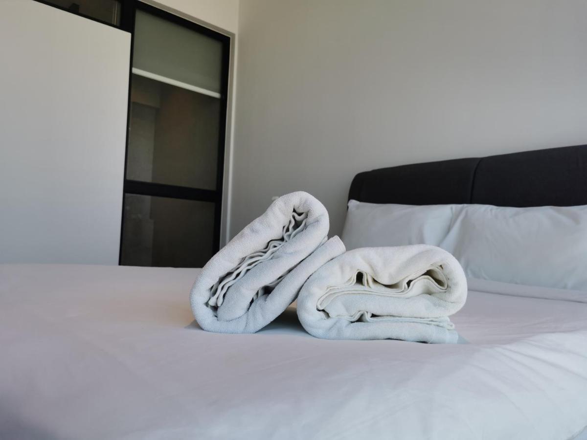 Scarletz Suites Klcc By De Harlequins Guesthouse Kuala Lumpur Luaran gambar