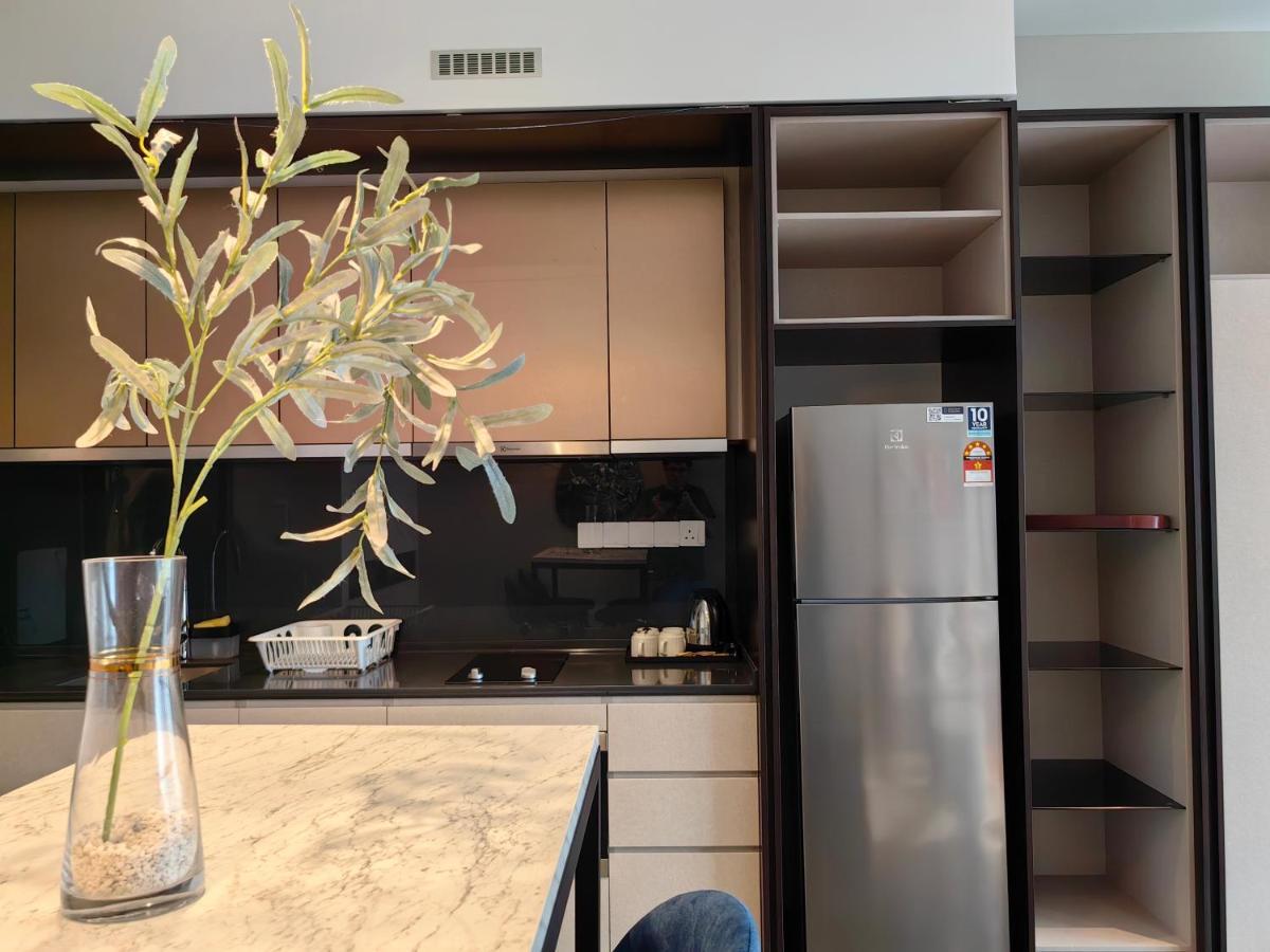 Scarletz Suites Klcc By De Harlequins Guesthouse Kuala Lumpur Luaran gambar