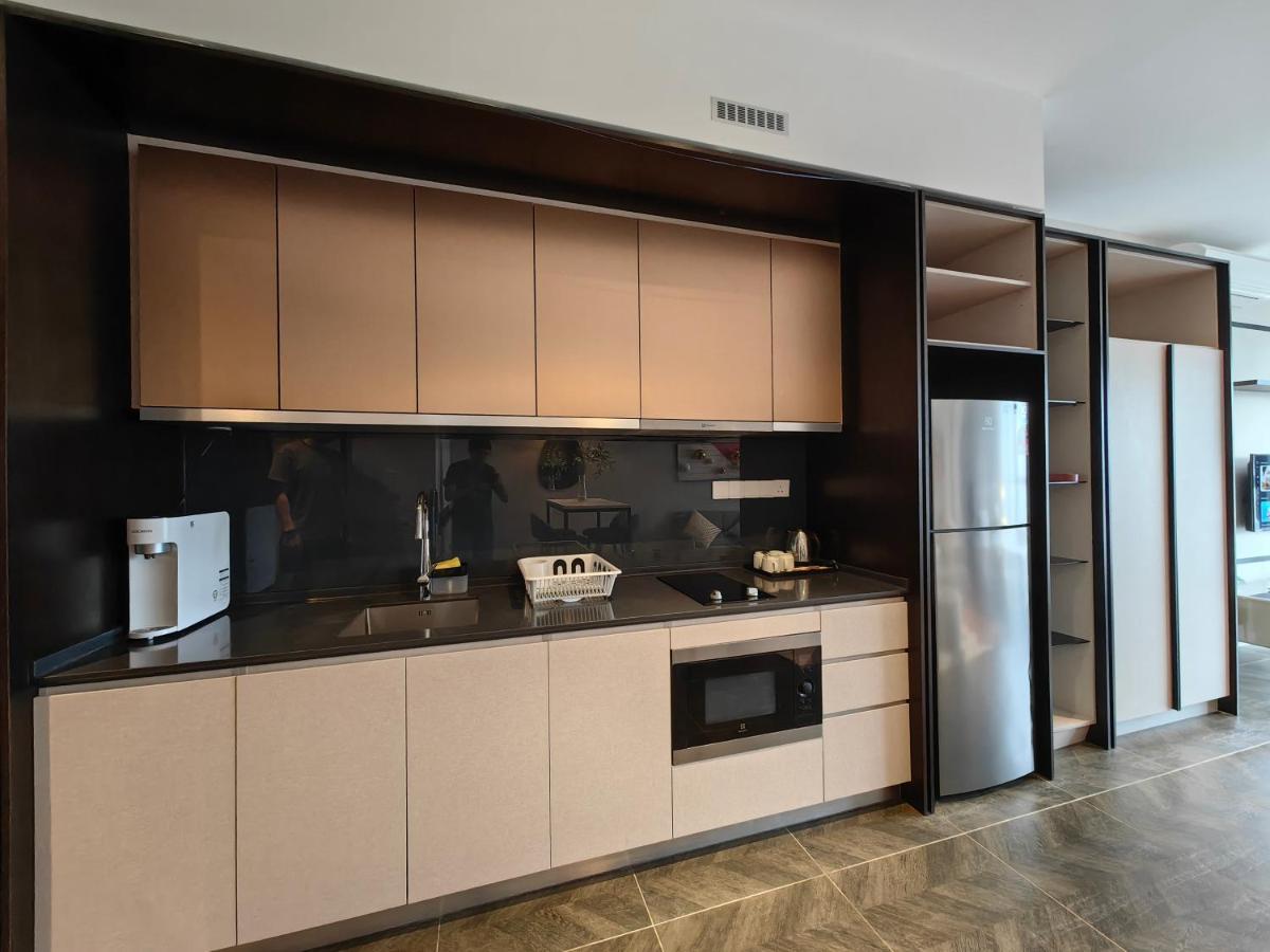 Scarletz Suites Klcc By De Harlequins Guesthouse Kuala Lumpur Luaran gambar